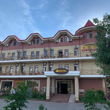 Hotel Afrosiyob Qarshi Εξωτερικό φωτογραφία