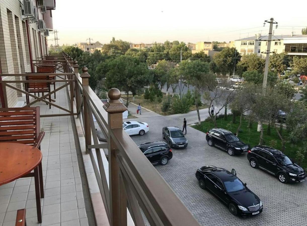 Hotel Afrosiyob Qarshi Εξωτερικό φωτογραφία